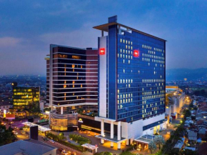 Гостиница Ibis Bandung Trans Studio  Бандунг